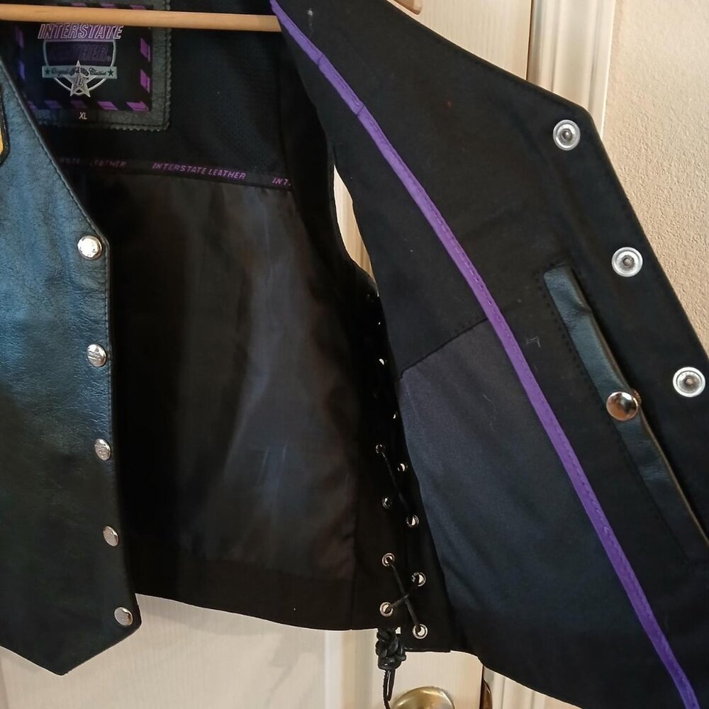 Black Interstate Leather Snap-Up Lined Biker Vest… - image 6